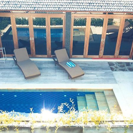 Gili Palms Villas غيلي تراوانغان المظهر الخارجي الصورة