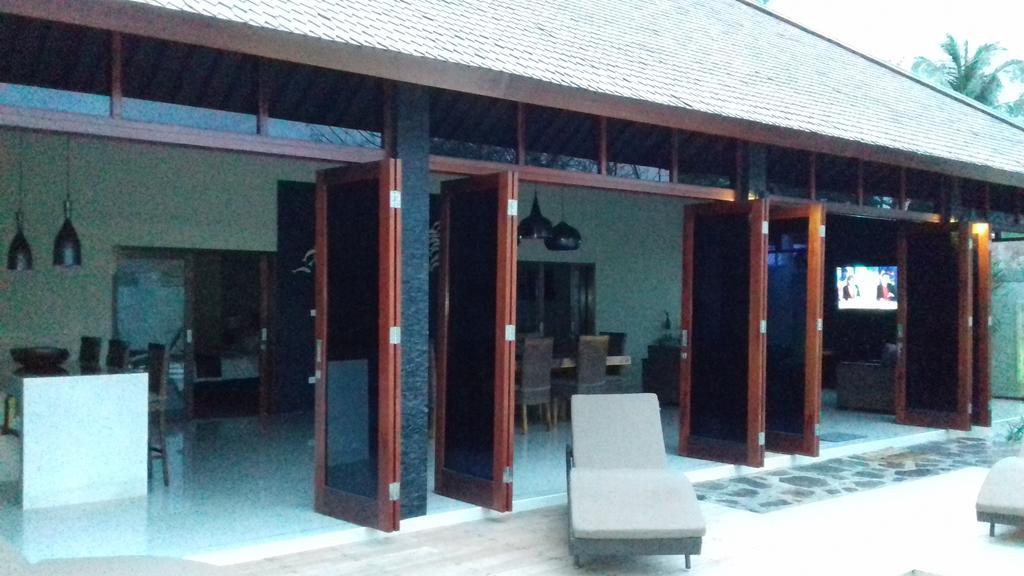 Gili Palms Villas غيلي تراوانغان المظهر الخارجي الصورة
