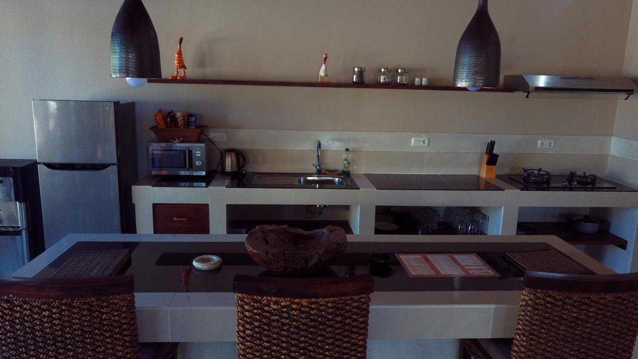 Gili Palms Villas غيلي تراوانغان المظهر الخارجي الصورة