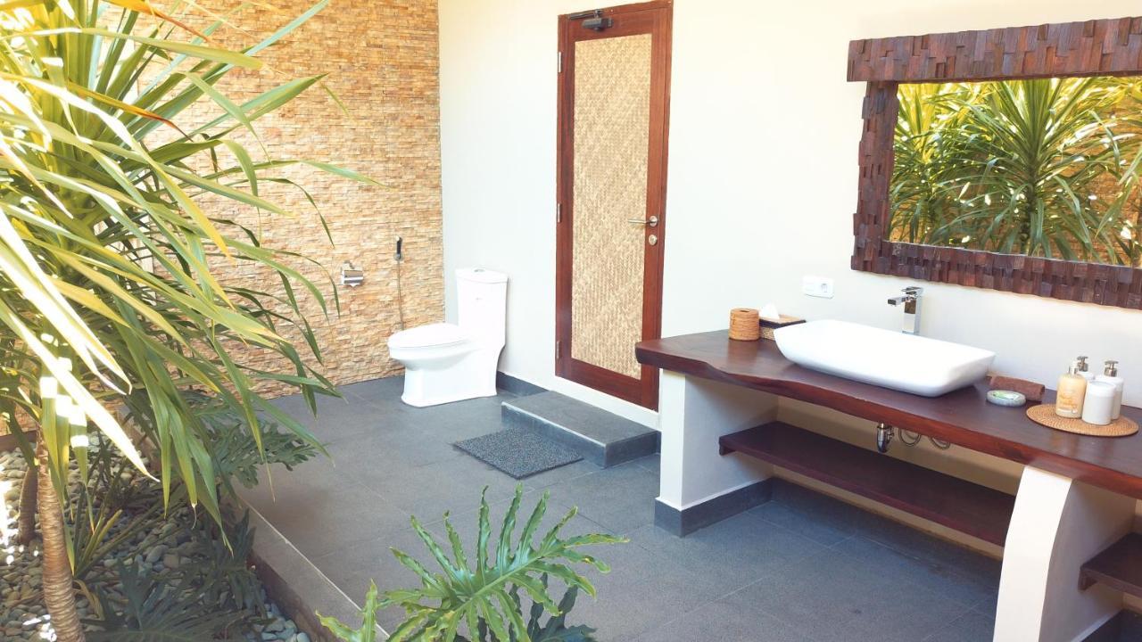 Gili Palms Villas غيلي تراوانغان المظهر الخارجي الصورة